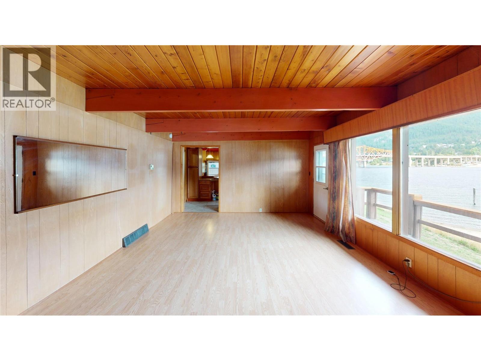582 Valhalla Road - Image 19