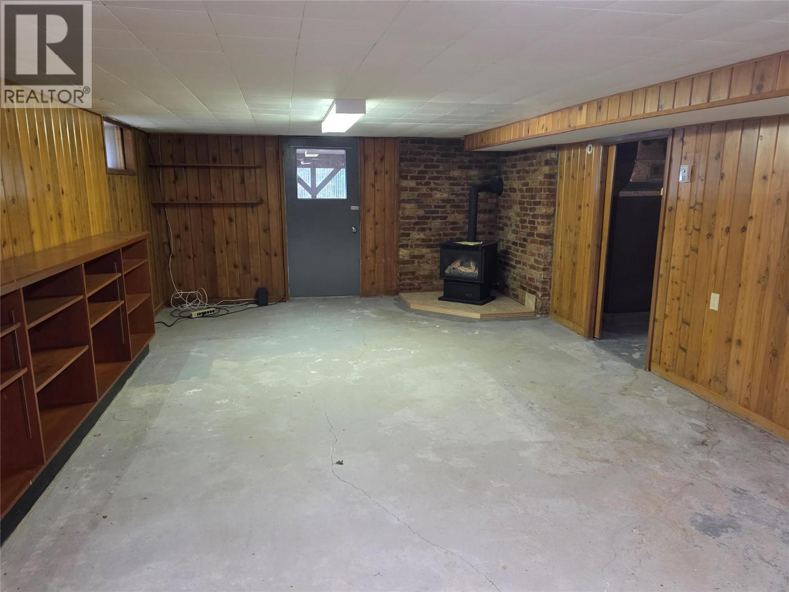 582 Valhalla Road - 30