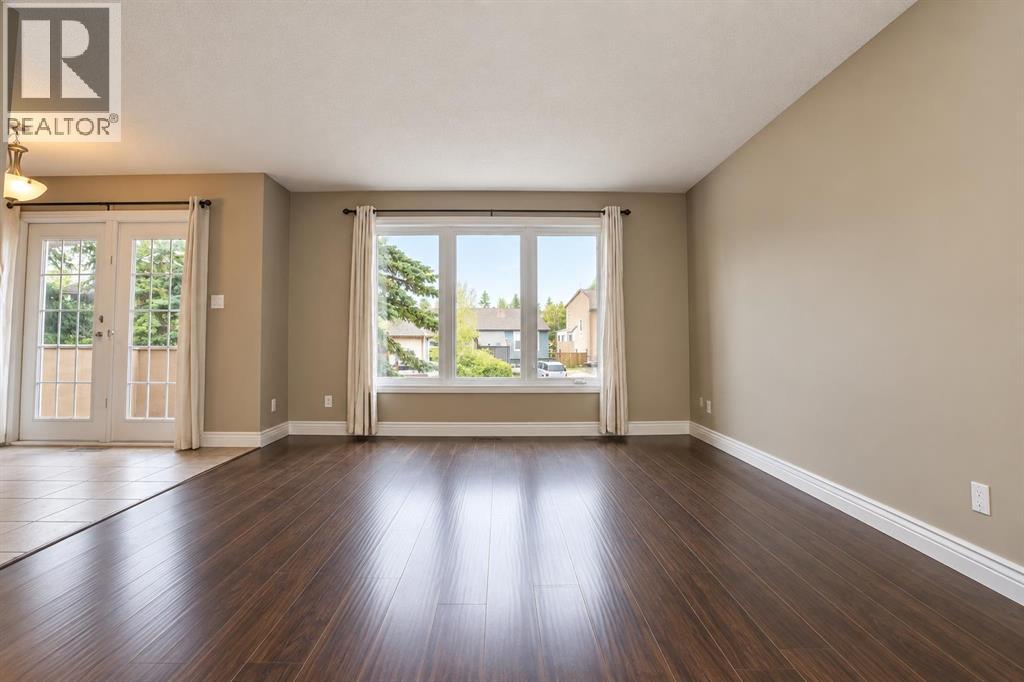 9929 71 Avenue - 2