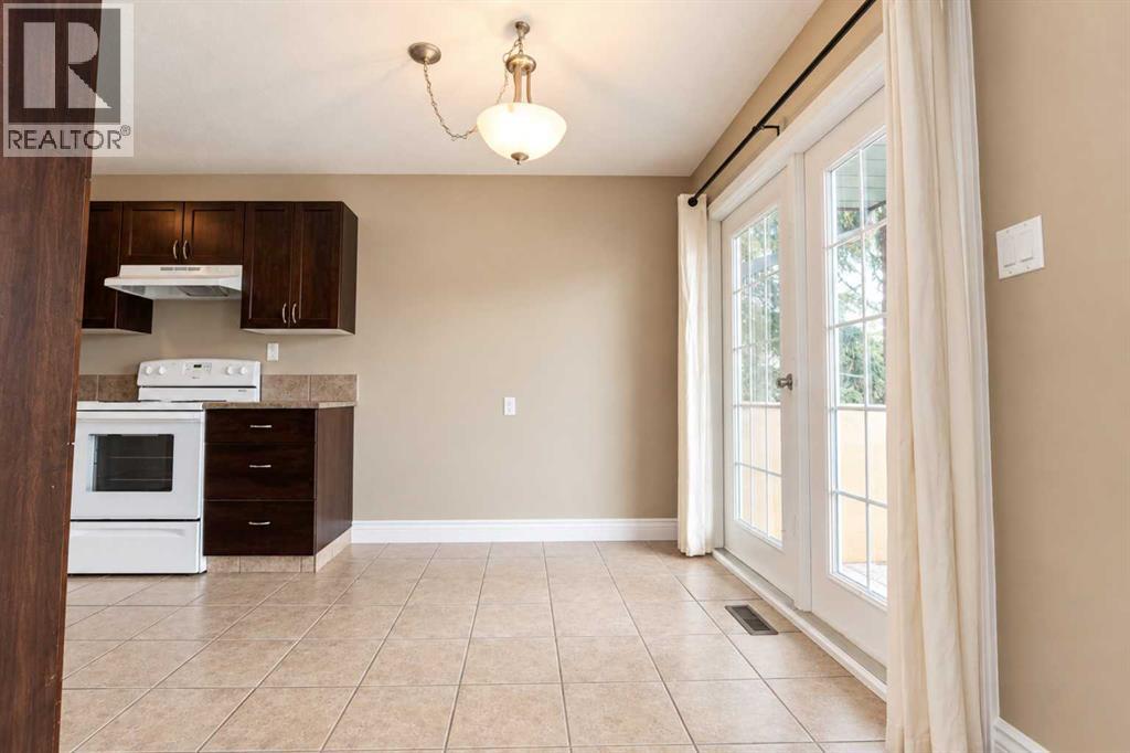 9929 71 Avenue - 6