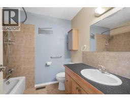 5017 61 Avenue Close, Ponoka, AB T4J1E7 Photo 18