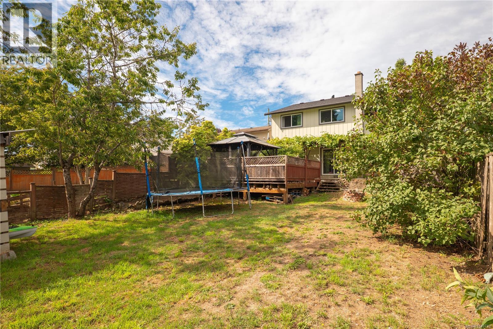 644 Hamilton Ave - 52