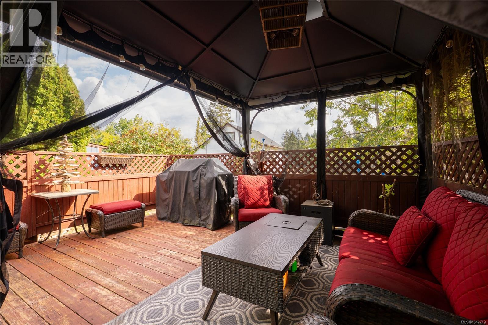 644 Hamilton Ave - Image 56