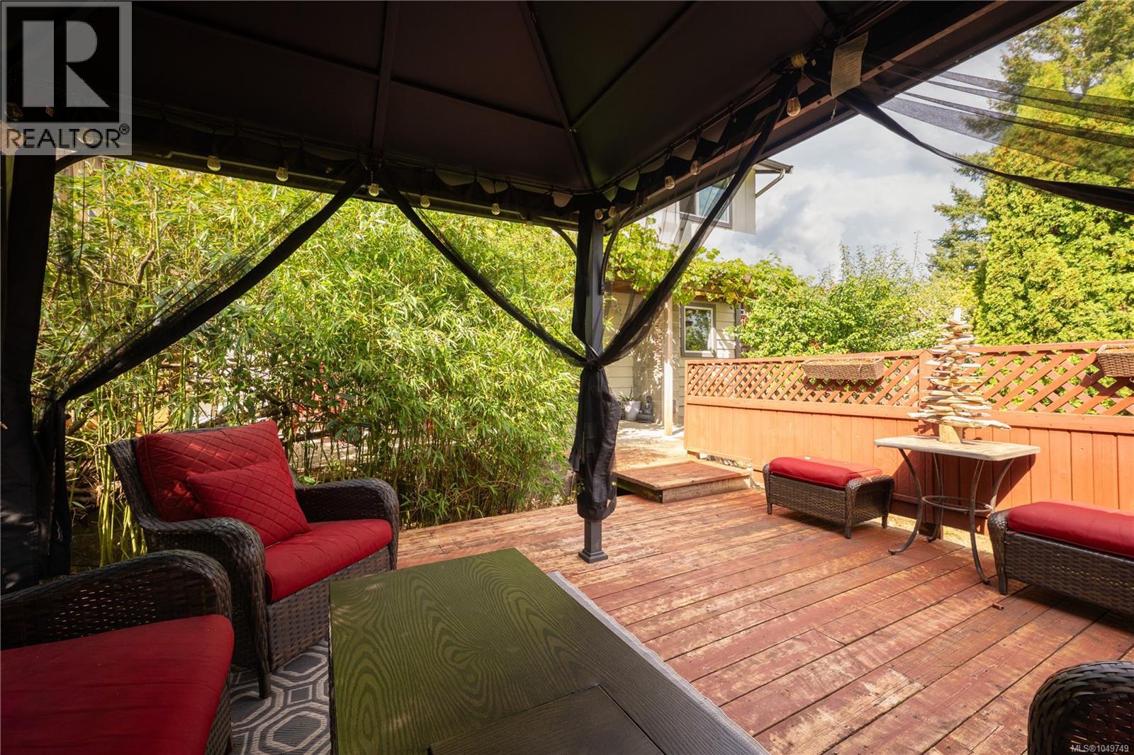 644 Hamilton Ave - Image 58