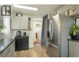 Family room - 644 Hamilton Ave, Nanaimo, BC V9R4G4 Photo 15