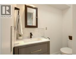 644 Hamilton Ave, Nanaimo, BC V9R4G4 Photo 19