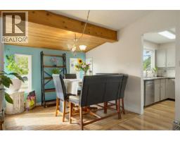 Kitchen - 644 Hamilton Ave, Nanaimo, BC V9R4G4 Photo 9