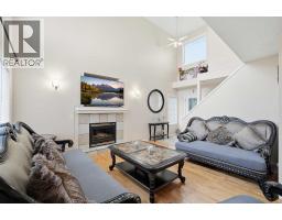 52 Douglas Glen Crescent SE - photo 5