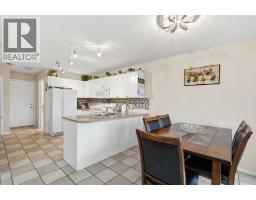 3pc Bathroom - 52 Douglas Glen Crescent Se, Calgary, AB T2Z3M6 Photo 13