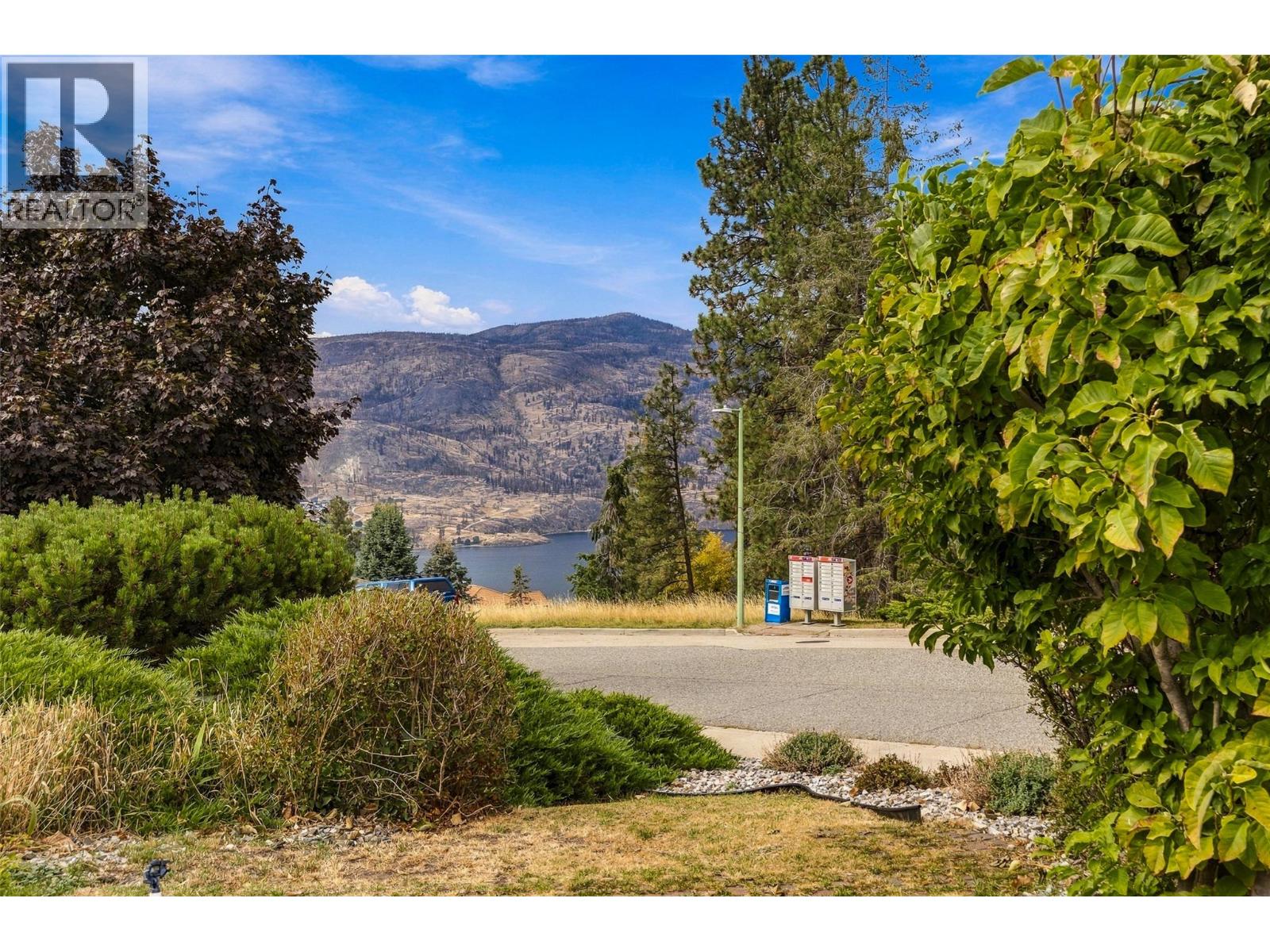 145 Magic Drive, Kelowna — photo 3