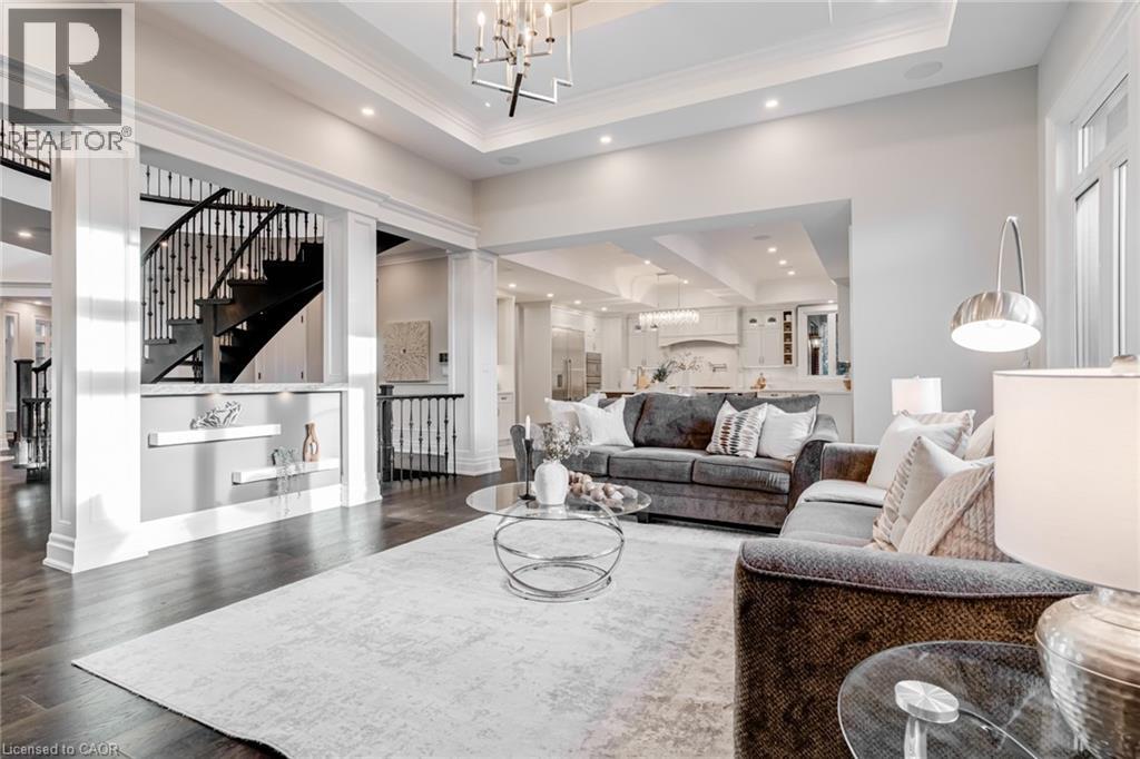 126 MCGREGOR Crescent, Ancaster — photo 9