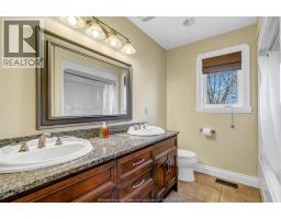 425 Country Club Drive, Windsor, ON N9G3G9 Photo 25