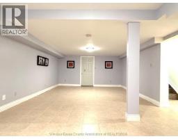 425 Country Club Drive, Windsor, ON N9G3G9 Photo 33