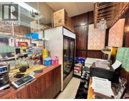 4721a 17 Avenue Se, Calgary, AB T2A0T9 Photo 9