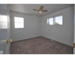 7743 37 Av Nw, Edmonton, AB T6K1T9 Photo 10