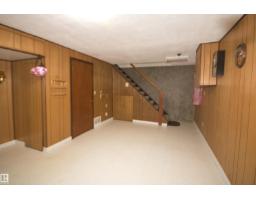 7743 37 Av Nw, Edmonton, AB T6K1T9 Photo 17