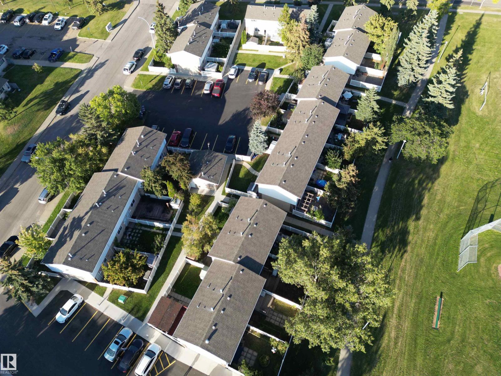 7743 37 AV NW - 28