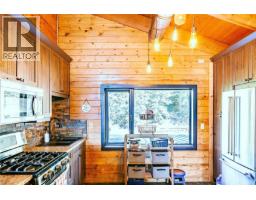 5572 Oyama Lake Road, Oyama, BC V4V2C9 Photo 17