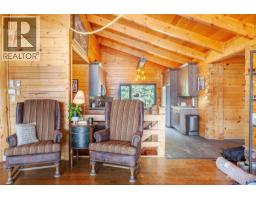 5572 Oyama Lake Road, Oyama, BC V4V2C9 Photo 14