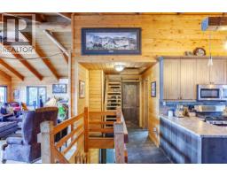 5572 Oyama Lake Road, Oyama, BC V4V2C9 Photo 15
