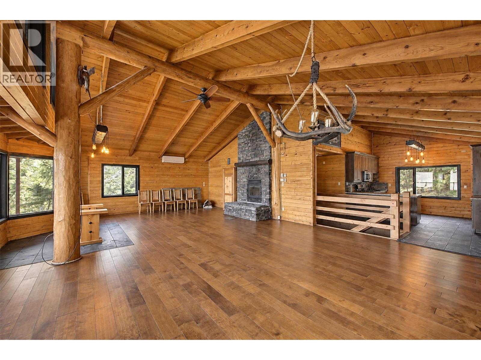 5572 Oyama Lake Road - 66