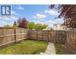 16 Davis Close, Red Deer, AB T4R2L4 Photo 12