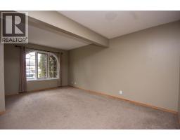 16 Davis Close, Red Deer, AB T4R2L4 Photo 14