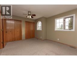 16 Davis Close, Red Deer, AB T4R2L4 Photo 22