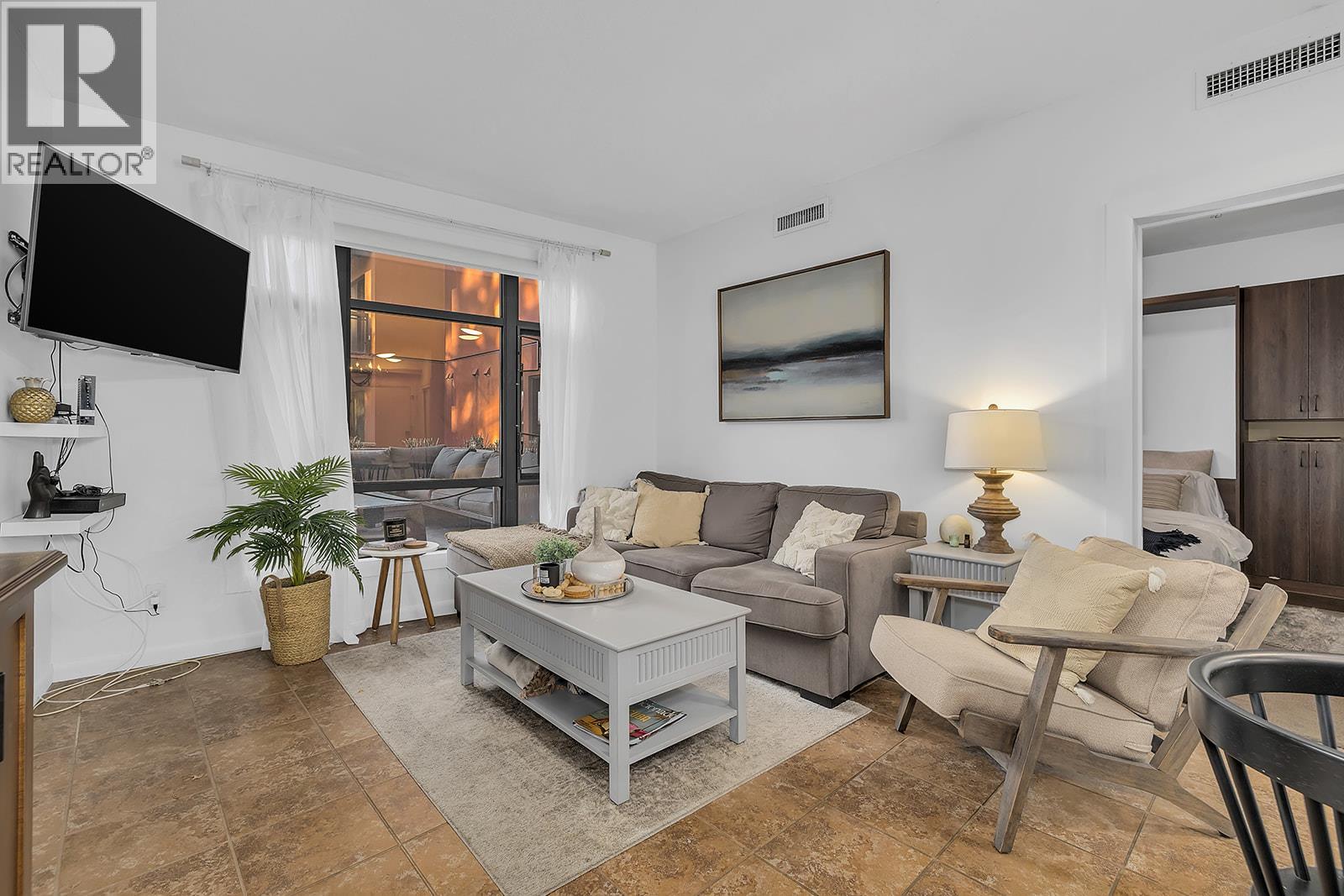 654 Cook Road Unit# 321, Kelowna