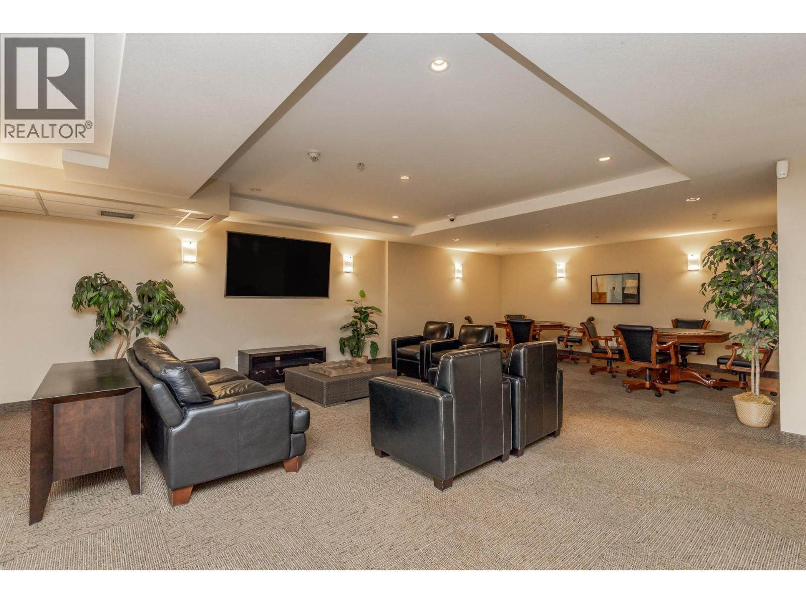 654 Cook Road Unit# 321, Kelowna