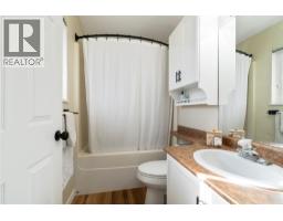 801 20 Street Ne Unit# 16, Salmon Arm, BC V1E2R7 Photo 21