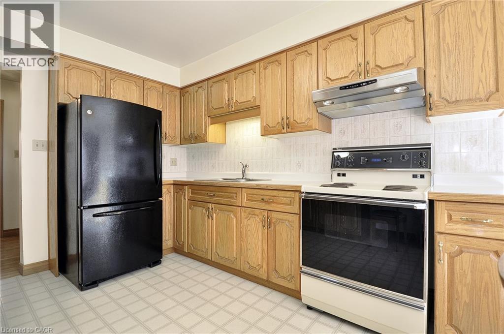 602 CHAMPLAIN Boulevard N - Image 12