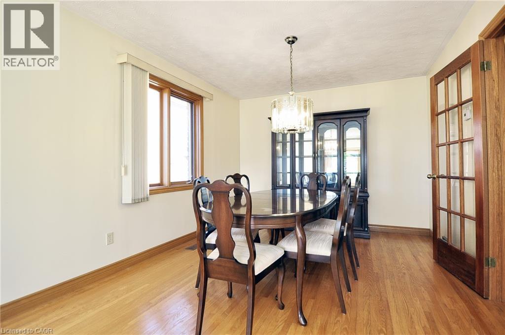 602 CHAMPLAIN Boulevard N, Cambridge — photo 8