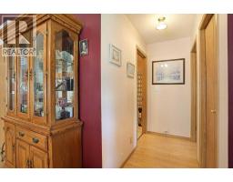 6 Fairview Park Lane  W, Brooks, AB T1R1G9 Photo 18