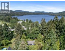5168 Santa Clara Ave, Saanich, BC V8Y1W4 Photo 41
