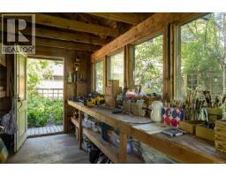 5168 Santa Clara Ave, Saanich, BC V8Y1W4 Photo 38