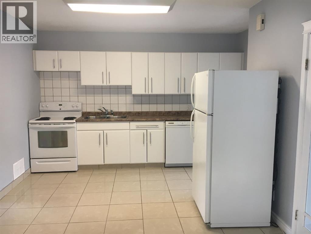 1826 34 Avenue SW - 14