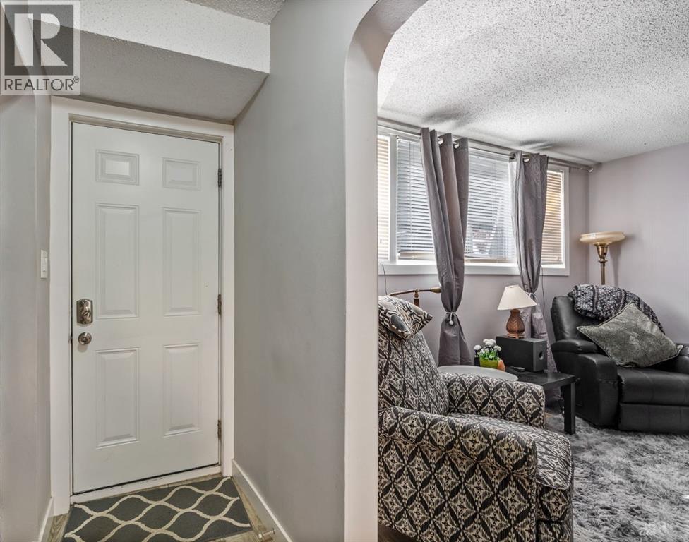 1826 34 Avenue SW - 28