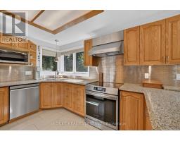 1672 Des Ravins Place, Ottawa, ON K1C6H7 Photo 11