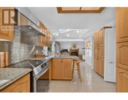 1672 Des Ravins Place, Ottawa, ON K1C6H7 Photo 13