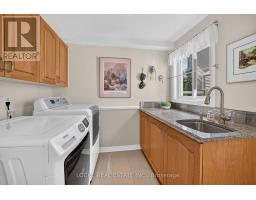 1672 Des Ravins Place, Ottawa, ON K1C6H7 Photo 22