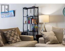 Foyer - 34 Steel Street, Ottawa, ON K1J6R3 Photo 6