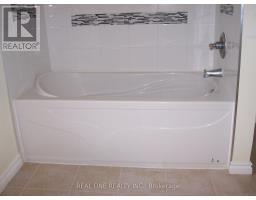 116 Pemberton Avenue, Toronto, ON M2M1Y5 Photo 11