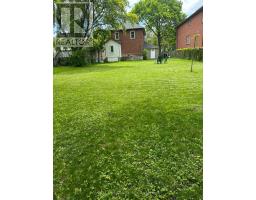 116 Pemberton Avenue, Toronto, ON M2M1Y5 Photo 24