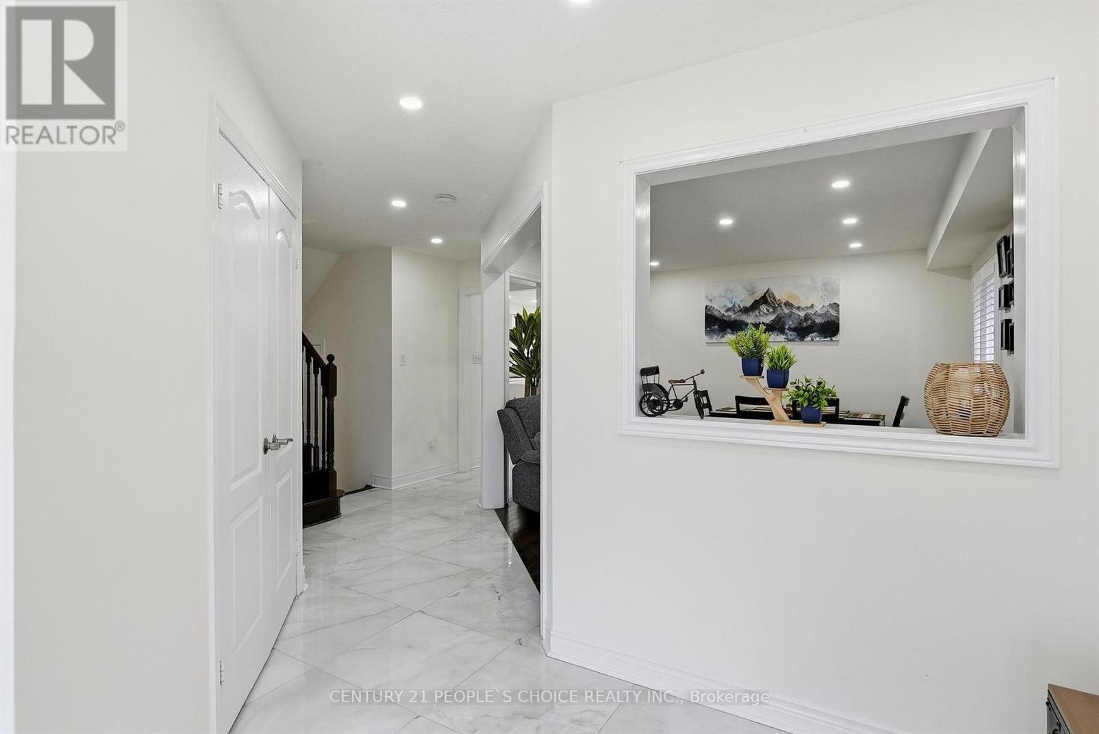 17 CHATTERSON STREET, Whitby (Rolling Acres) — photo 4