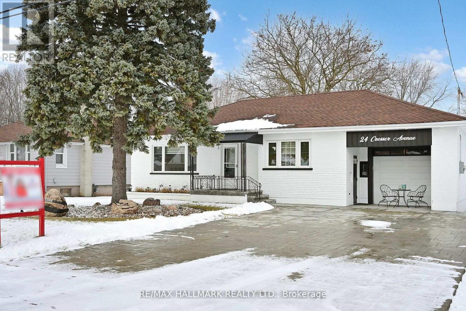 24 CRESSER AVENUE, Whitby — photo 2