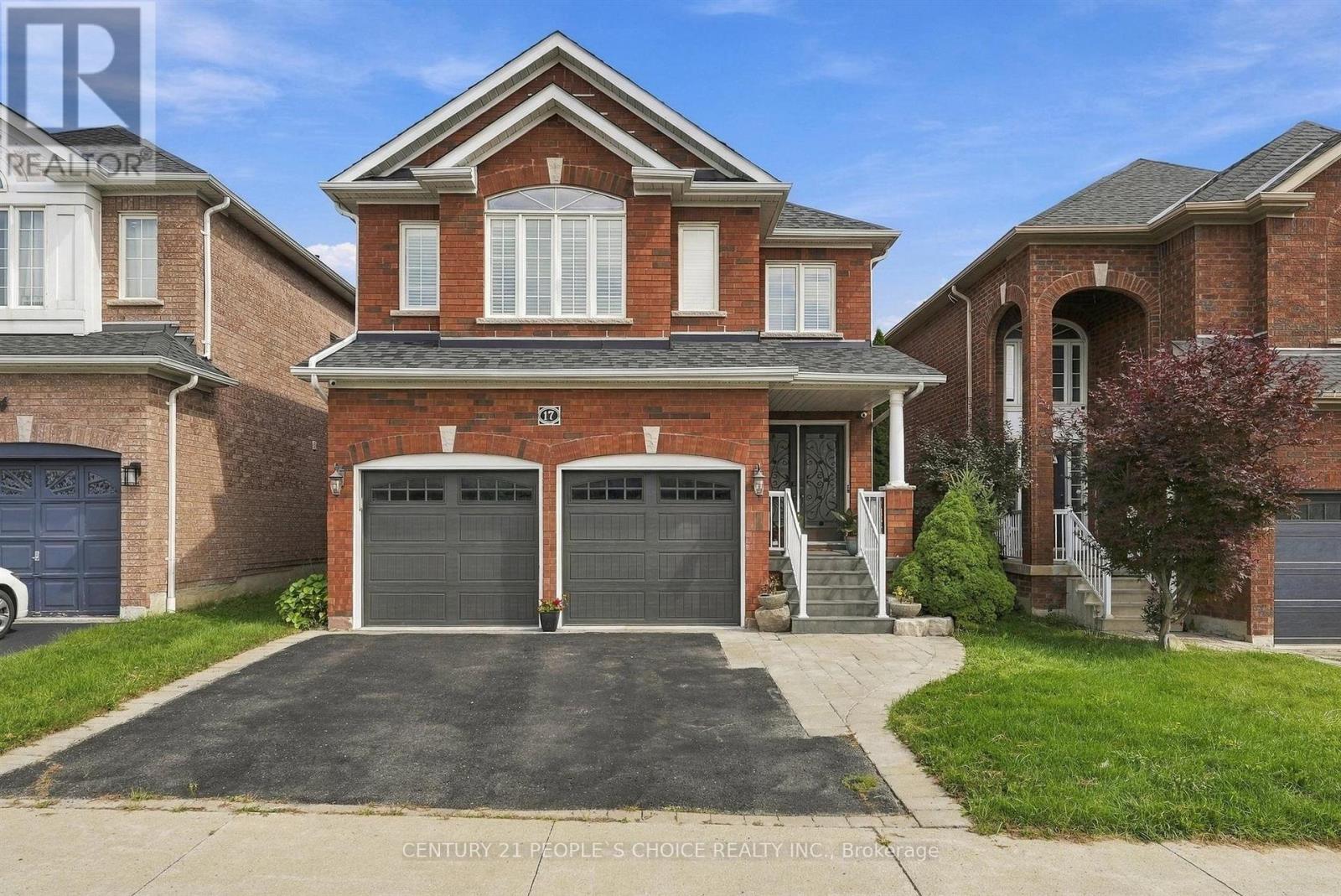 17 CHATTERSON STREET, Whitby (Rolling Acres)
