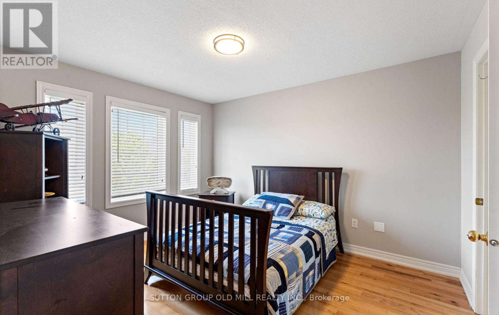201 VELLORE PARK AVENUE - Image 24
