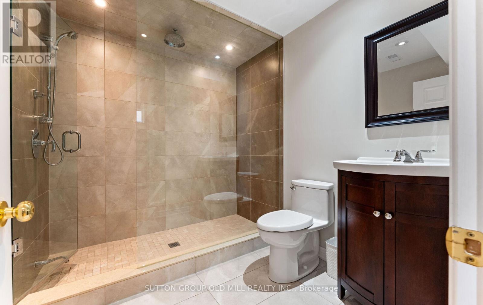 201 VELLORE PARK AVENUE - Image 39