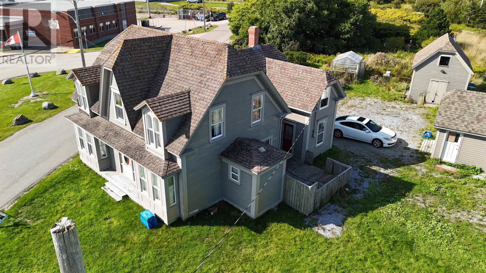 24 School Street, Clark's Harbour — photo 4
